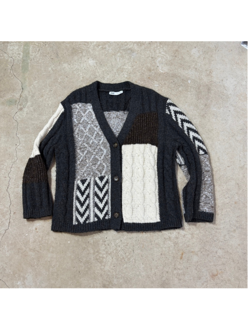 ZARA Patchwork Cardigan Sweater Women’s Medium Gray White Brown Buttons V-Neck - Picture 4 of 13